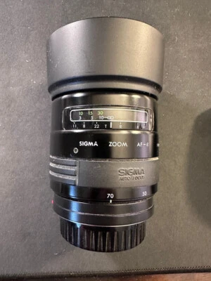 Sigma AF 28-70mm f3.5-4.5 Lens Minolta/Sony A mount with hood n end caps - parts - Image 1 of 4