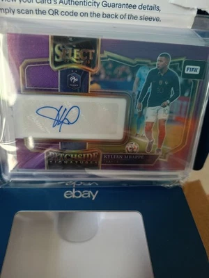 2022 Panini Select Fifa Purple Pitchside Kylian Mbappe Auto/20 - Image 1 of 4