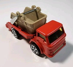 Vintage Corgi Juniors Whizzwheels Red/Tan Ford D-1000 Skip Truck HO Diecast VHTF - Picture 1 of 11