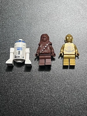 Lego Star Wars OG Trilogy Mini figure Lot Of 3, C-3PO, R2d2, Chewbacca - Image 1 of 2
