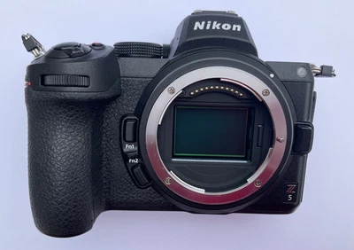 Nikon Z 5 Gehäuse ! Originalverpackt ! 2955 Auslösungen - Bild 1 von 4