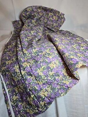 Vintage Small Floral Ozark Calicoby Fabri-Quilt Cotton 45"x 110" purple/yellow  - Image 1 of 4