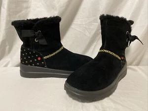 I HEART UGG KNOTTY GOLD HEARTS LEATHER SUEDE BLACK Size 8….T239 - Picture 1 of 10