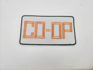 Parche Insignia Bordada Vintage COOP COOPERATIVE Grande Logotipo "CO-OP" - Imagen 1 de 3