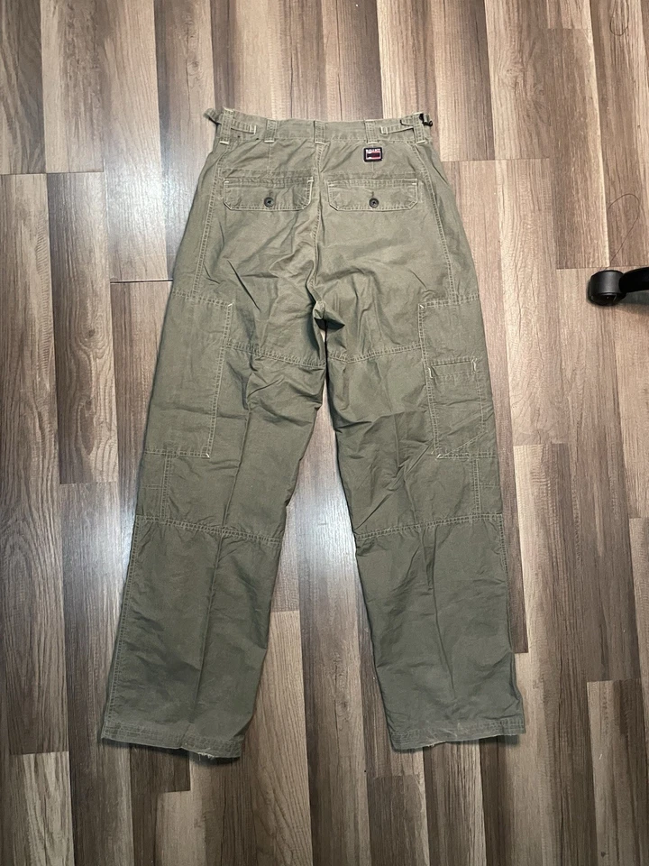 Vintage 90’s Bugle Boy Air Force Cargo Pants Sz 29x32 - Image 1 of 4