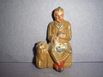 BARCLAY, MANOIL, GREY IRON  LEAD  VINTAGE TOY SOLDIER  PEELING POTATOES (B111) ! - Image 1 of 3