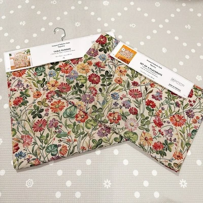 EMME Jacquard Gobelin Style Tapestry WILD FLOWERS Set Table Runner & Placemats - Image 1 of 4
