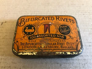 Vintage 'Bifurcated Rivets' Tin London & Ledbury with rivets - Picture 1 of 12