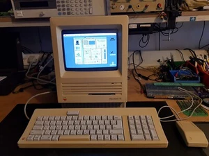 RARE VINTAGE APPLE MAC MACINTOSH SE M5011 COMPUTER SYSTEM (VGC) - Picture 1 of 20