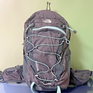 Mochila The North Face Wion 18 18 18L - Senderismo y Trail Running - Gris Multibolsillo - Imagen 1 de 24
