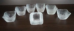 7 schöne Sasaki Japan Regen strukturiertes quadratisches Klarglas 3 1/2" Schalen - Bild 1 von 8