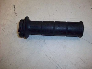 2003 KAWASAKI ZR-750 TWIST THROTTLE GRIP ASSY   OEM - Picture 1 of 3