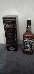 JACK DANIEL"S OLD TIME IENNEES SOUR MASH WHISHEY 0,70 40% VOL CON CONFEZIONE - Foto 1 di 4