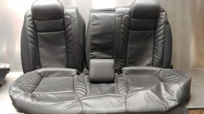 Dodge Charger Hellcat 2015-2023 OEM cubiertas de asiento traseras superiores e inferiores de cuero negro Foto 1 de 4