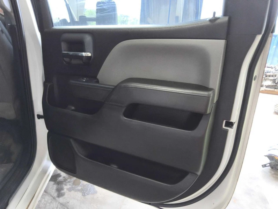 Silverado 2500 2016 Door Trim Panel Rear 641730 Foto 1 de 1