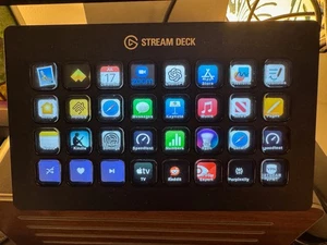 Elgato Stream Deck XL - Controlador de estudio avanzado, 32 teclas macro - Imagen 1 de 2