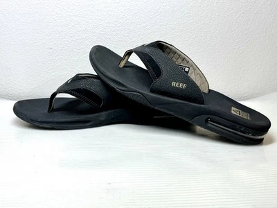 Abridor de garrafa Reef masculino flip flop preto sintético tamanho 14 médio usado 2025 - Imagem 1 de 4
