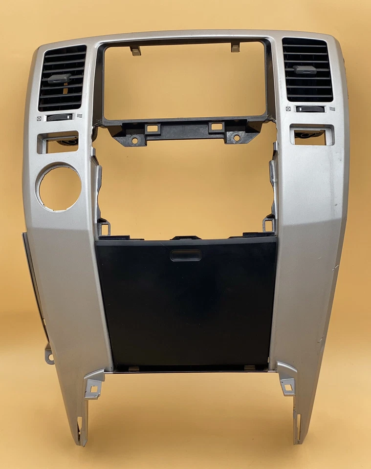 Panel de bisel de ajuste de radio de CA para tablero TOYOTA 4RUNNER plateado 4x4 2003-2009 OEM Foto 1 de 4