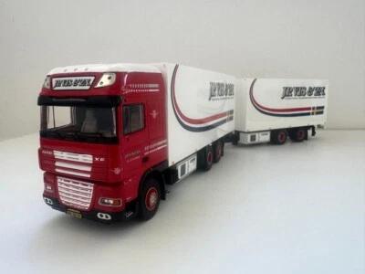 Tekno truck models, DAF XF 105 SSC Reefer Rigid Truck + Trailer Combi , J.P. VIS - Image 1 of 4