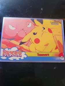Topps Pikachu's Vacation - Picture 1 of 1