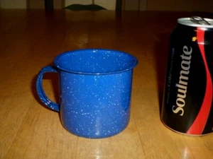 BLUE COLORED, " CAMPING STYLE CUP ", ENAMELED PAINT, METAL DRINK CUP, VINTAGE  - Picture 1 of 5