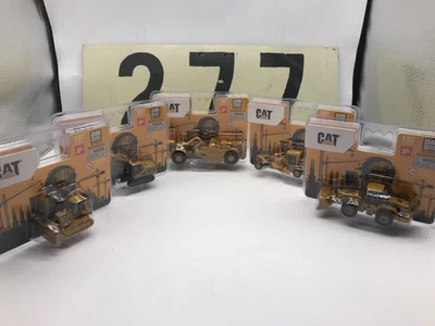 Ho Scale 1:87 Caterpillar Construction Vehicles Complete Set of 5 Diecast Master - Image 1 of 4