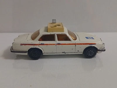 Matchbox Jaguar XJ12 Police K66 Superkings Spielzeugauto Sammlerstück - restaurierungsbedürftig - Bild 1 von 4