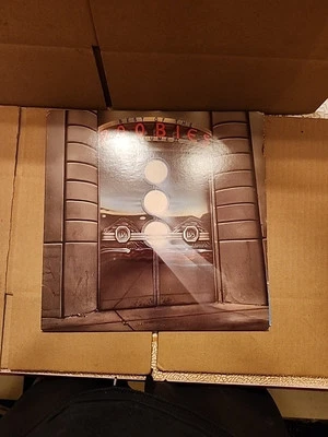 LP--THE DOOBIE BROTHERS--BEST OF THE DOOBIES VOLUME II   *NM VINYL  - Image 1 of 4