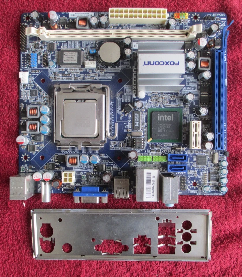 Foxconn G31S/G31S-K  Socket LGA 755 DDR2 Motherboard with CPU - Image 1 of 1