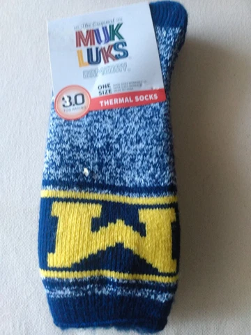 MUKLUKS Gameday Michigan  NCAA UNISEX CUSHIONED TERRY LOOP THERMAL SOCK 🧦 Cover