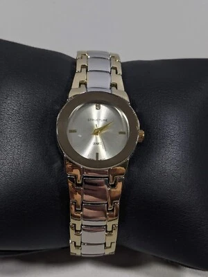 Reloj Estructura Tono Plata Caja Redonda 25 mm Acero Inoxidable Banda 7 Pulgadas Foto 1 de 4