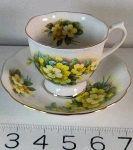Vintage Royal Albert Bone China England Tea Cup Saucer Yellow Primrose - Picture 1 of 7