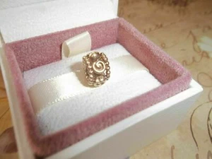 Dije genuino auténtico fila de rosas de Pandora de oro 14 quilates - 750456 585 ALE - Imagen 1 de 2