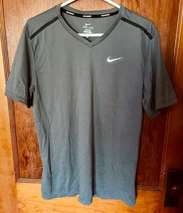 Nike Running Dri Fit men shirt L gray zipper pocket back short sleeve athletic - Picture 1 of 3