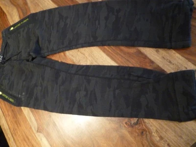 Download C&A leicht gefütterte Jogginghose Gr. 158 - Bild 1 von 4