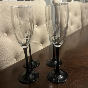 Vintage Schwarz Stiel Luminarc Sektgläser Weinflöten 4er Set - Bild 1 von 16
