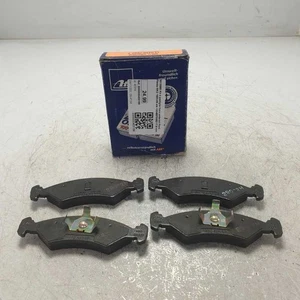 5018898 Kit 4 pastiglie freno anteriori Ford Fiesta MK2 1983-89 atè 13046070052  - Foto 1 di 5