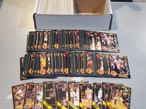 1991 Wild Card Basketball Set x 2 plus Hunderte Extras - Stripes, RC, +4 LJ - Bild 1 von 3