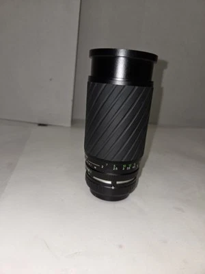 Promaster Spectrum 7 f/4-5.6 60-300mm Macro Zoom lens for Canon FD mount With MD - Image 1 of 4