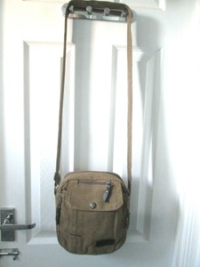 Las mejores ofertas en Bolsas pequeña bandolera de lona para hombres | eBay