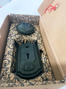 Anthropologie Victorian Aloe Vera Bathroom Soap Lock Doorbell - Picture 1 of 6