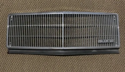1990 1991 BUICK SKYLARK GRILLE FRONT UPPER EMBLEM CHROME 22545018 OEM - Image 1 of 4