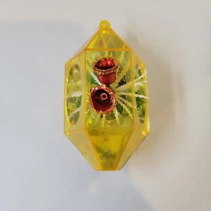 1 VTG CHRISTMAS JEWEL BRITE PLASTIC HEXAGON DIORAMA ORNAMENTS - Picture 1 of 4