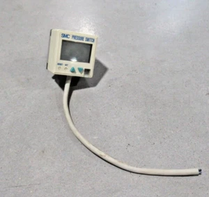 SMC ZSE4-T1-25 Vacuum Switch, ZSE4 VACUUM SWITCH 12-24VDC *GREAT CONDITION* - Picture 1 of 3