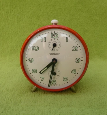 Alter Mechanischer Peter Wecker Rot - Bild 1 von 4
