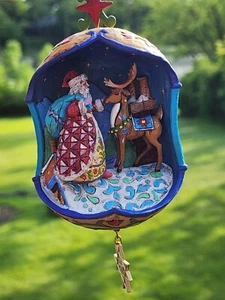 Jim Shore Christmas Ornament - 2007 Up on the Rooftop - Picture 1 of 6