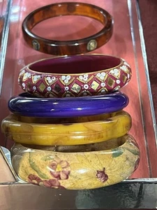 5 GOOD QUALITY BANGLE BRACELETS (1867) - Picture 1 of 8