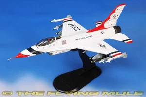 Hobby Master 1:72 F-16C Fighting Falcon USAF Thunderbirds Warbird - Picture 1 of 8
