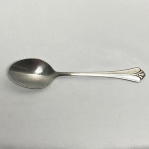 1 Oneida Community Stainless Royal Flute Place/Oval Soup Spoon Glossy 6 7/8" - Picture 1 of 7