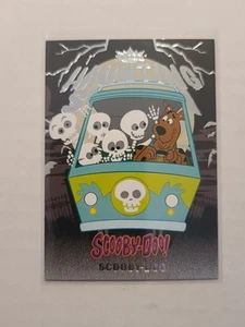 Fleer Scooby-Doo 2025 - Haunting Season Scooby-Doo #HS-18 - Imagen 1 de 2